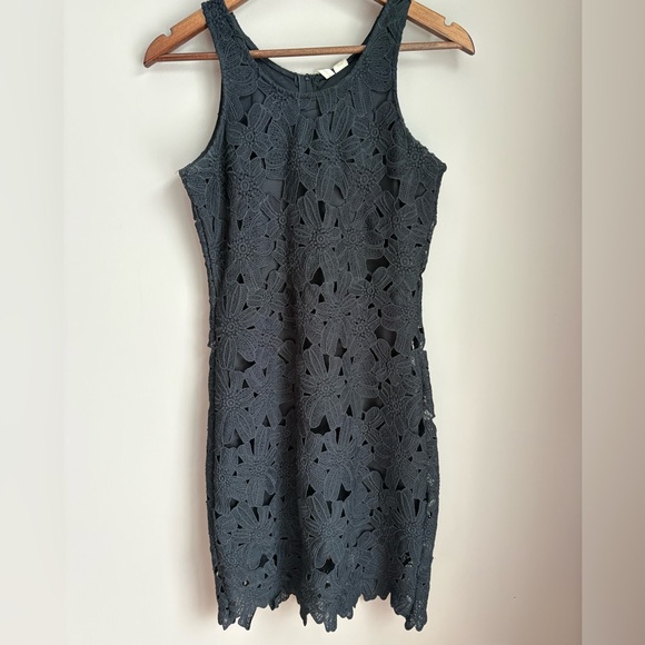 Japna Dresses & Skirts - Japna Lace Overlay Black Dress Size Small